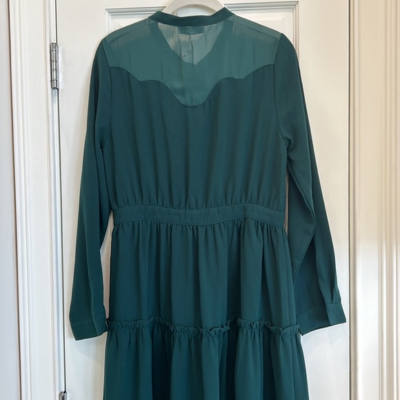 Calie Paris Green Ruffled Dress Sheer Scalloped Fabric At Chest sz.40 or M NWT - Picture 9 of 13